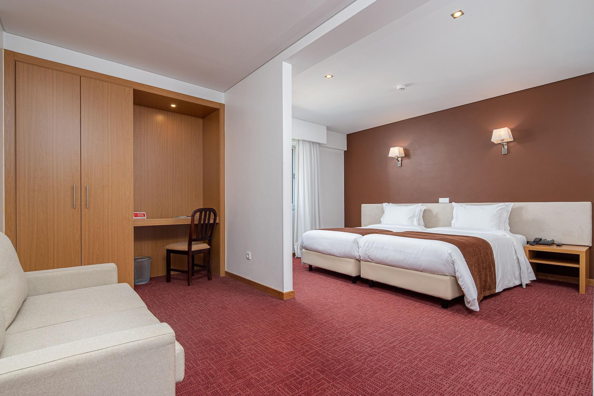 Stay Hotel Leiria Centro Bagian luar foto